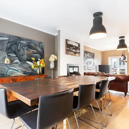 Charming House In Center- Private Terrace & Garage Lejlighed *