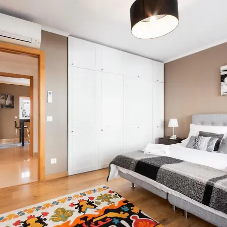 Charming House In Center- Private Terrace & Garage Lejlighed *
