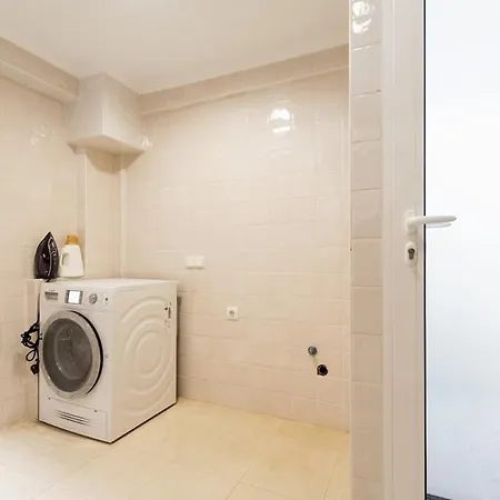 Charming House In Center- Private Terrace & Garage Lejlighed Lisboa